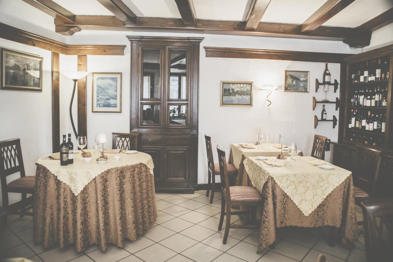 Hotel Residence Giardini Piode エクステリア 写真